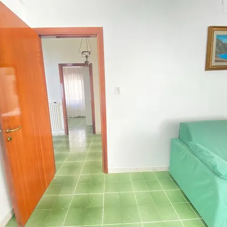 Lungomare Bella Vista Apartamento *