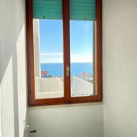 Lungomare Bella Vista Apartamento *
